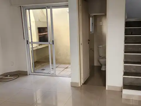 Depto Tipo Casa en Alquiler 10 años