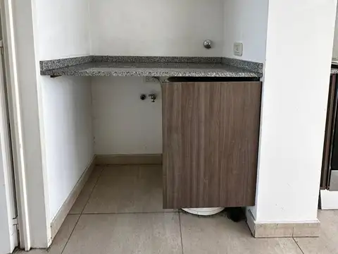Departamento en Alquiler con 1 cocheras