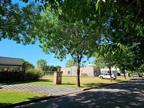 Terreno en Venta, FOT 0,8