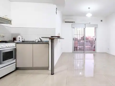 Semipiso 2 amb - balcón al frente y contrafrente - Escobar Centro