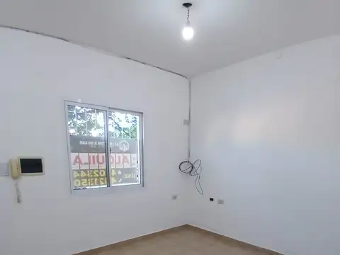 Departamento en Alquiler en Villa Central Norte, $ 350.000