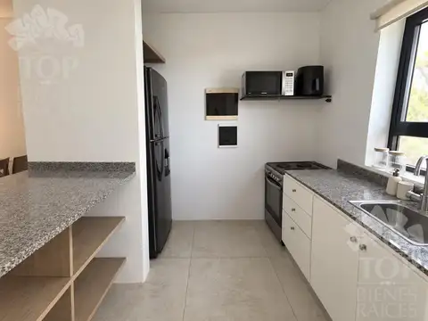 Departamento en Alquiler con 1 cocheras