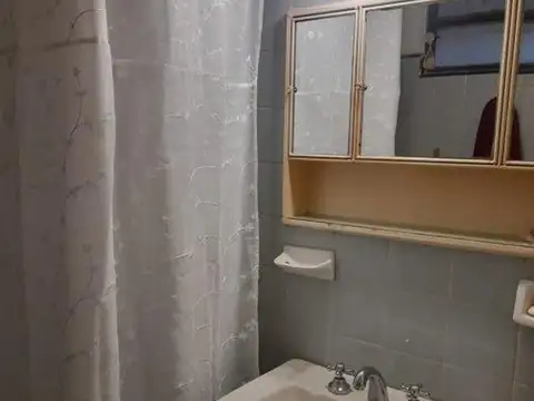 Vendo en Congraso. Departamento de 2 Ambientes. Apto crédito.