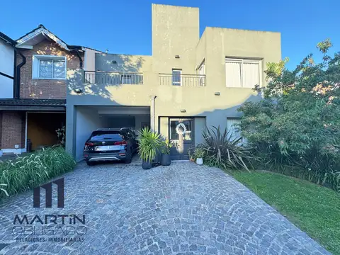 Venta de Casa 4 ambientes en Bella Vista Barrio Cerrado