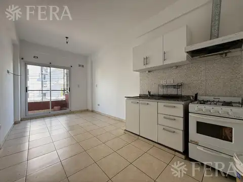 Venta Departamento 2 ambientes con balcón en Piñeyro