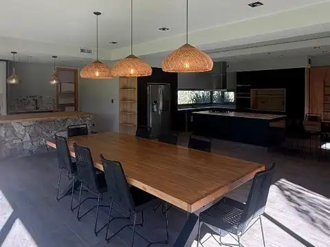 Casa en Alquiler en Terravista, USD 5.500
