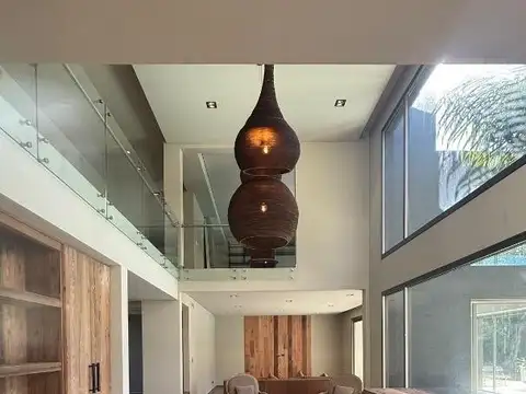 Casa en Alquiler al Noroeste