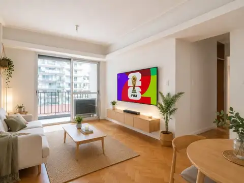 Departamento cuatro ambientes. Semi piso con balcón. Luminoso. Conectividad