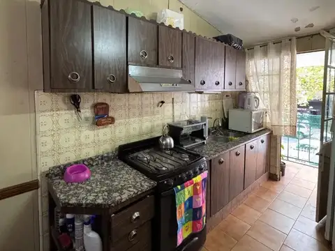 Depto Tipo Casa en Venta con 1 cocheras