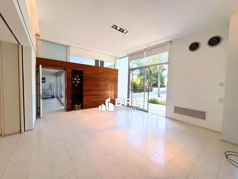 Casa en Alquiler de 3 dormitorios