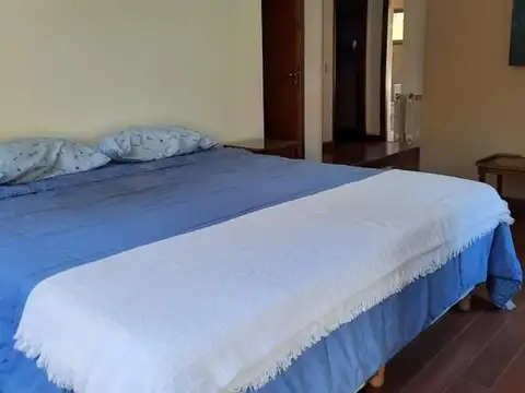 Casa en alquiler temporario en el Bosque.
