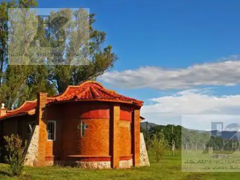 Fondo Comercio en Venta con 13 cocheras