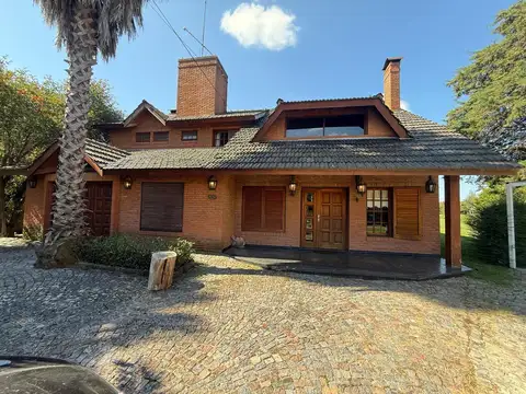 Casa en Alquiler de 3 dormitorios