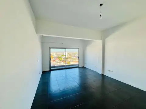 Pte Peron 2700, Piso 4°