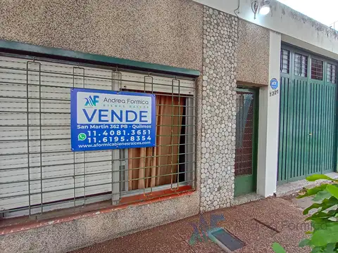 VENTA CASA QUILMES CON COCHERA Y JARDIN APTO CREDITO