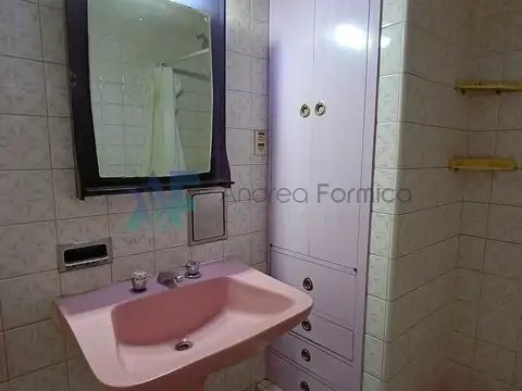VENTA CASA QUILMES CON COCHERA Y JARDIN APTO CREDITO