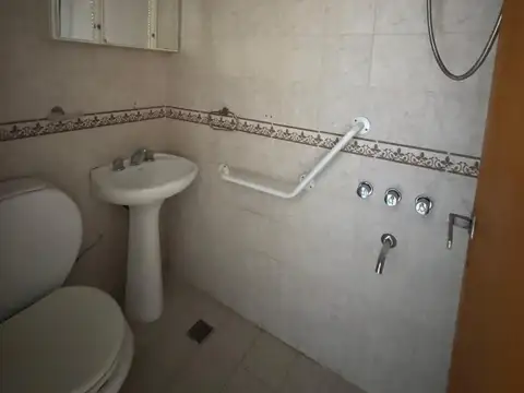 Casa en Venta en Comodoro Rivadavia, USD 115.000