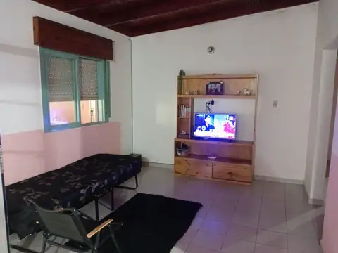 Casa 3 Dormitorios Y Gran Terreno, San Salvador