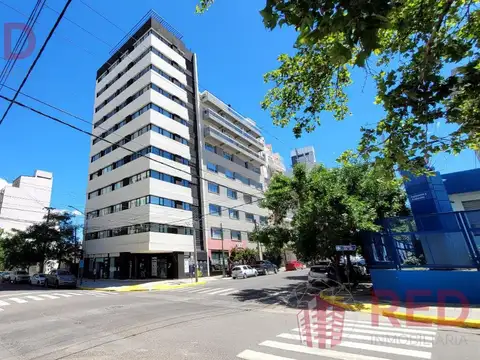 Vende o alquila oficina en centro de Neuquén
