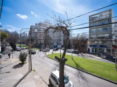 19 e/48 y 49 800, Piso 0