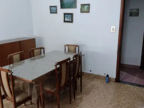 Casa en Alquiler en Ramos Mejia, $ 960.000