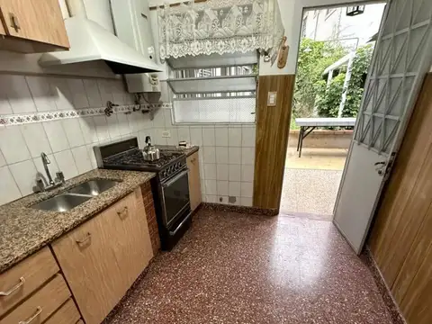 Casa 3 ambientes con 2 baños