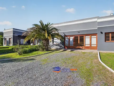 Casa en Venta con 5 cocheras