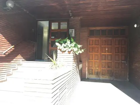 Depto Tipo Casa en Alquiler de 2 ambientes