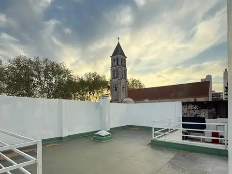 ALQUILER PH 3 AMB CON TERRAZA PROPIA - PATRON E/CORVALAN Y ALBARIÑO - SIN EXPENSAS - APTO PROFESIONAL