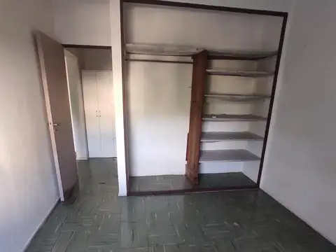 Departamento 5 ambientes con 2 baños