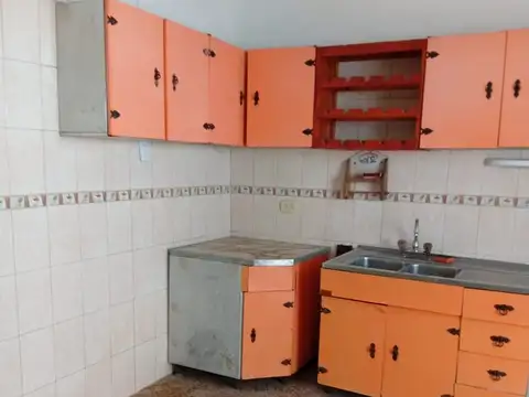 Venta | Casa | 2 Dormitorios | Capitán Bermúdez | Barrio Centro | Apta crédito