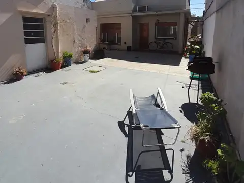 Lote con 2 viviendas en venta | Quilmes Oeste