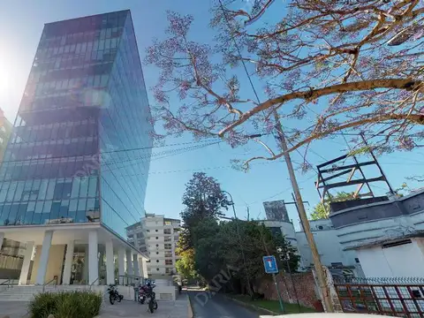 Oficina en Alquiler en Olivos Vías/Río, USD 1.000