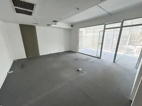 Oficina en Alquiler en Olivos Vias/Rio, USD 1.200