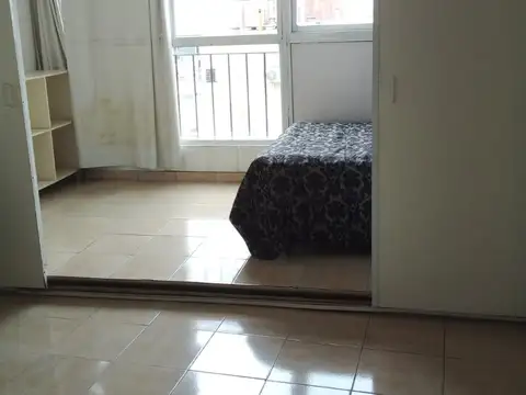 Junín 500, Piso 9
