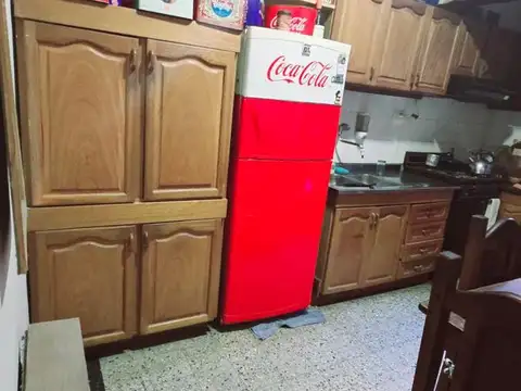 VENTA-CASA AL FRENTE-AV. GENOVA 700-ARROYITO-ROSARO