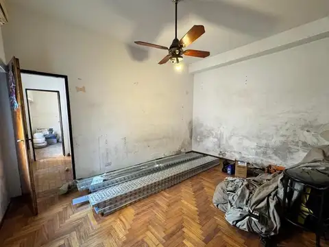 Casa 5 ambientes 3 dormitorios. | catulo castillo al 2400