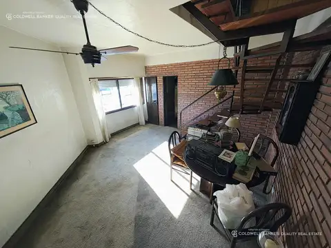 Venta de PH de 3 Ambientes con garage, terraza y quincho.