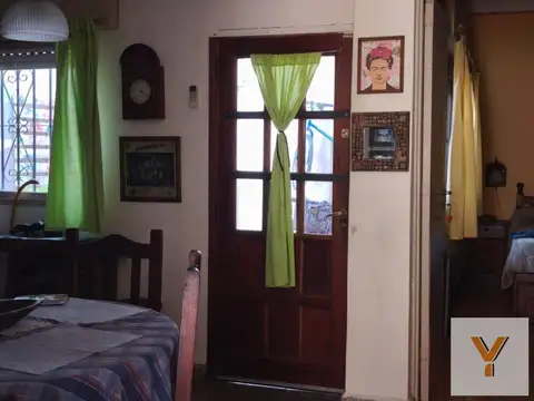 Depto Tipo Casa en Venta 50 años