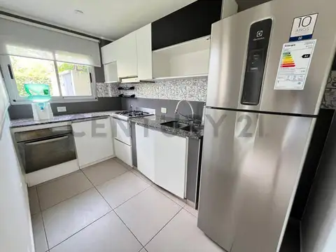 Casa en Venta en City Bell, USD 120.000