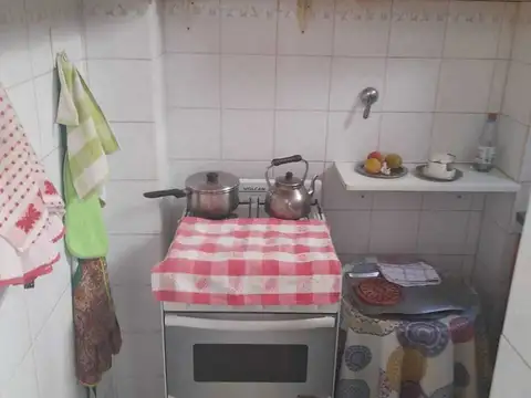 Depto Tipo Casa 2 ambientes con 1 baño