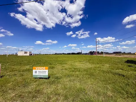 Lote de 280 m2 en barrio Pizzurno