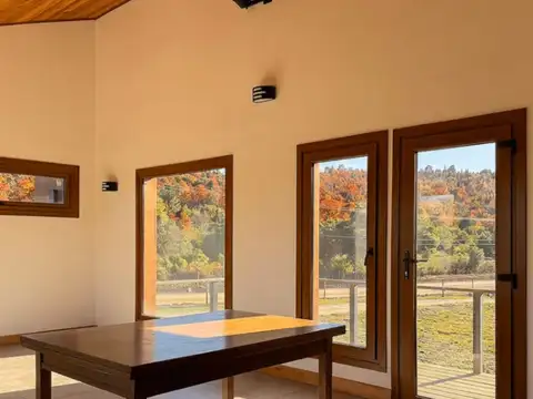 Casa 4 ambientes con 3 baños