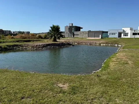 Terreno en Venta en Lunlunta, USD 42.000