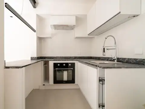Depto Tipo Casa 2 ambientes con 1 baño