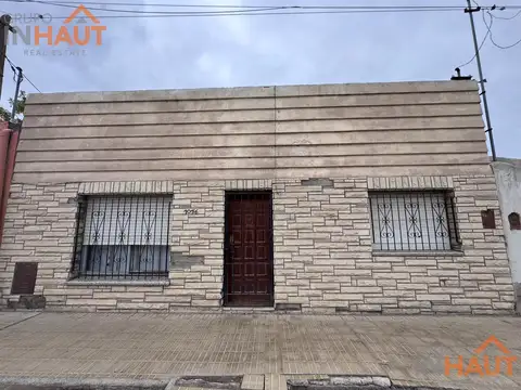 Casa en Venta en Cipolletti, USD 181.000
