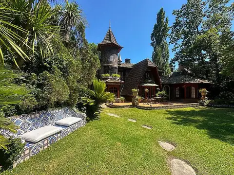 Casa 6 ambientes con 2 baños