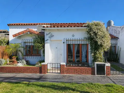Castelar Norte - Venta - Casa Lote Propio 4 Ambientes