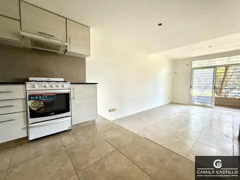 Depto Tipo Casa en Venta de 4 ambientes