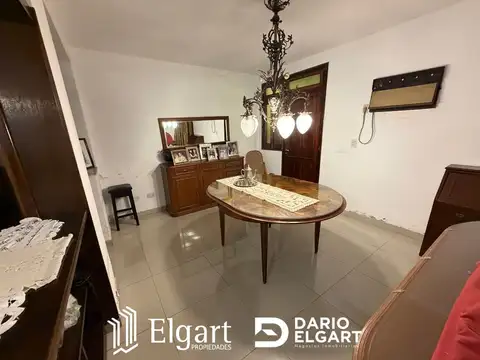 Casa - Venta - Argentina, San Miguel de Tucumán - ENTRE RIOS 400